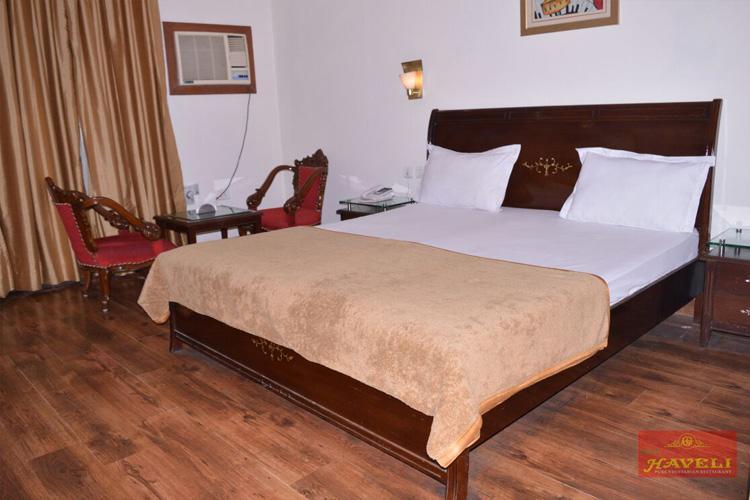 Gajraula Haveli Resort מראה חיצוני תמונה