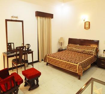 Gajraula Haveli Resort מראה חיצוני תמונה