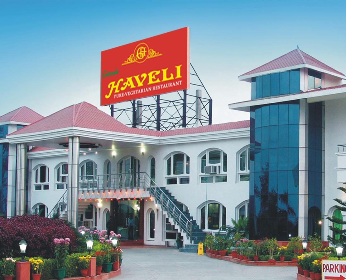 Gajraula Haveli Resort מראה חיצוני תמונה