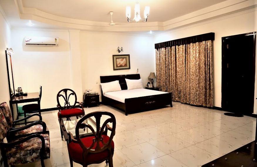 Gajraula Haveli Resort מראה חיצוני תמונה